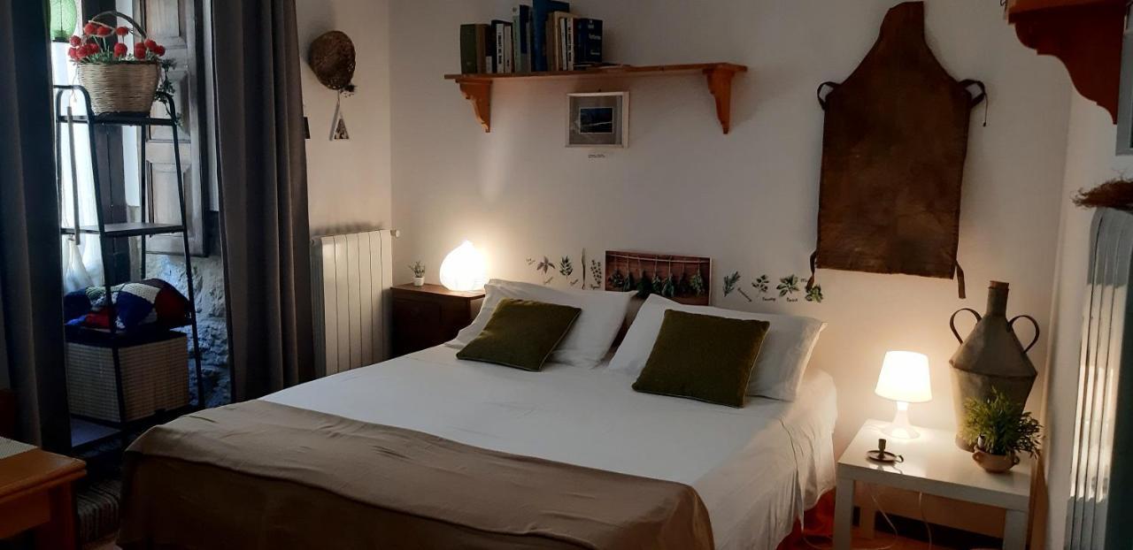 La Casa Del Pittore Di Petralia Petralia Soprana Buitenkant foto
