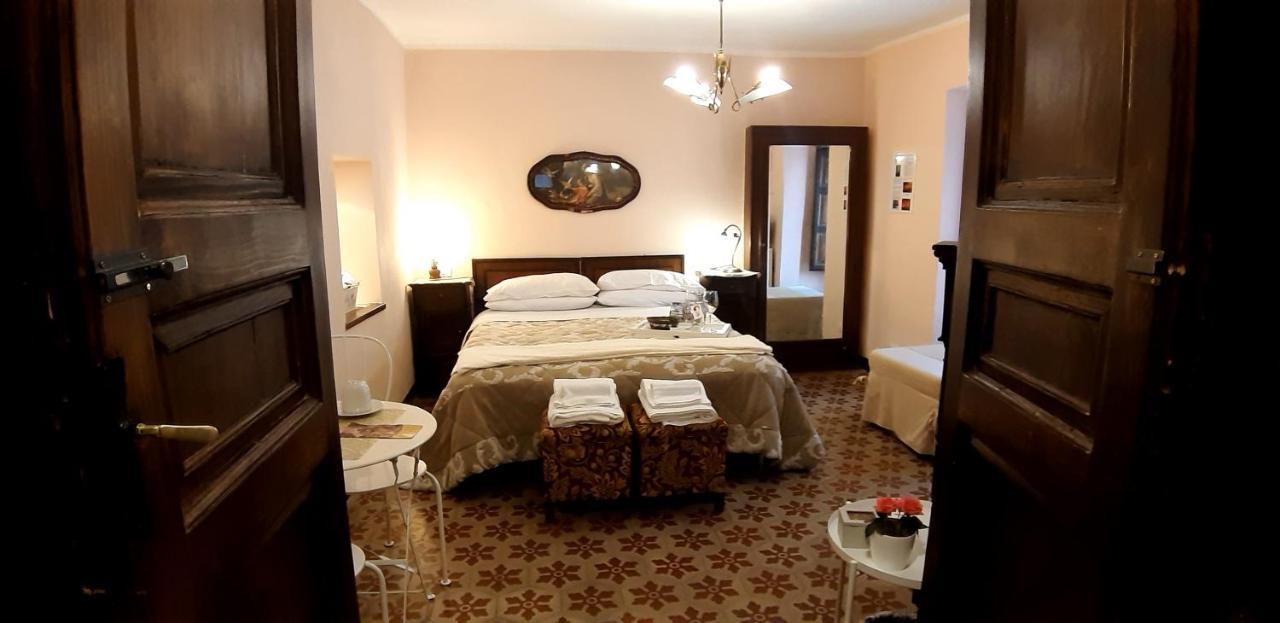 La Casa Del Pittore Di Petralia Petralia Soprana Buitenkant foto