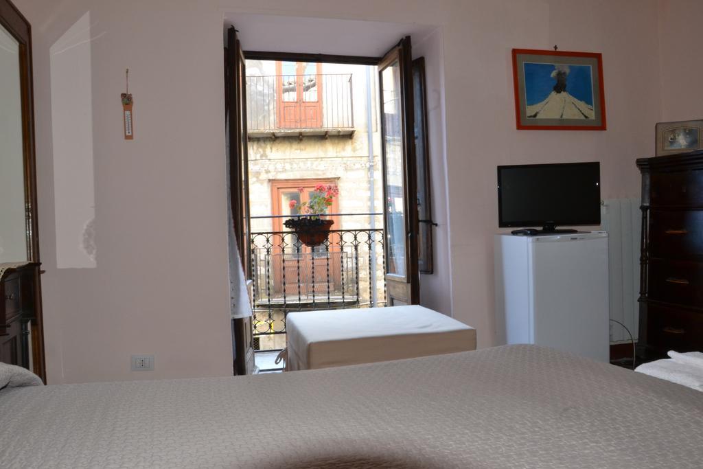 La Casa Del Pittore Di Petralia Petralia Soprana Kamer foto