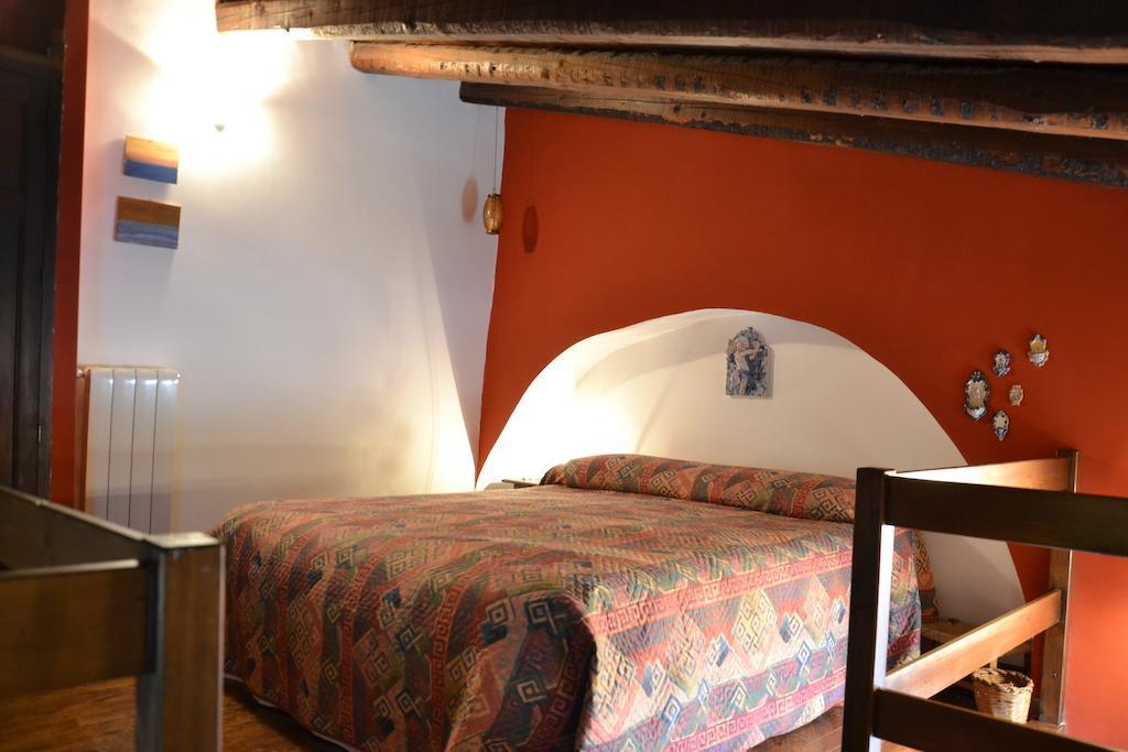 La Casa Del Pittore Di Petralia Petralia Soprana Buitenkant foto