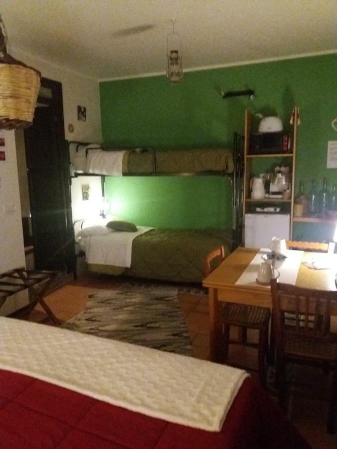 La Casa Del Pittore Di Petralia Petralia Soprana Buitenkant foto