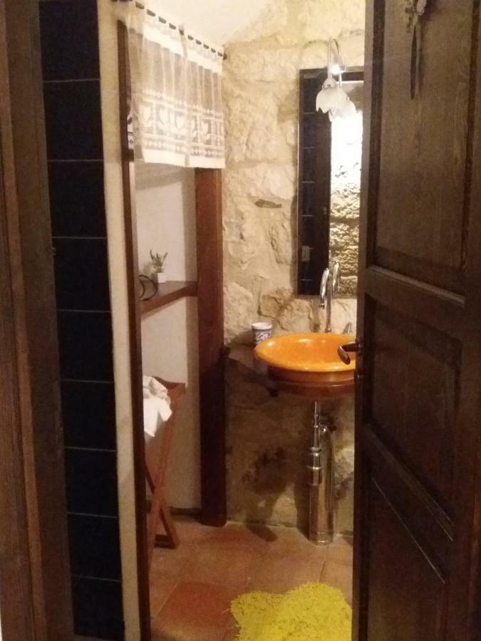 La Casa Del Pittore Di Petralia Petralia Soprana Buitenkant foto